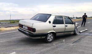 ŞANLIURFA (AA) – Şanlıurfa'nın Suruç ilçesinde otomobil ile hafif ticari