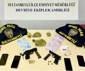 İSTANBUL (AA) – Sultanbeyli'de uyuşturucu ticareti yaptığı iddia edilen 4