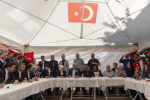 - "Şehit edilen her bir Filistinlinin kanı ne kadar mukaddesse