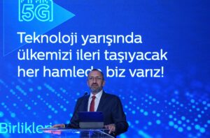 İSTANBUL (AA) – Türk Telekom CEO'su Ümit Önal, "(Şirketin ilk