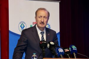 - "Karadeniz Bölgesi'nin ulaştırma altyapısını ve ticari kapasitesini önemli ölçüde