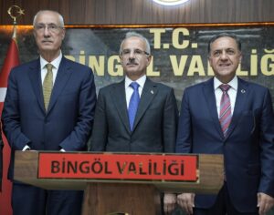 BİNGÖL (AA) – Ulaştırma ve Altyapı Bakanı Abdulkadir Uraloğlu, Bingöl