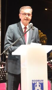 MUĞLA (AA) – Türk Sanat Müziği'nin unutulmaz isimlerinden Zeki Müren,