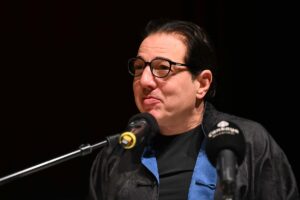 - Edebiyat alanında şair ve yazar Ahmet Telli, müzik alanında