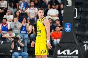 - Anadolu Efes: 78 - Fenerbahçe Beko: 83