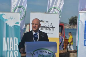 BALIKESİR (AA) – Balıkesir'in Ayvalık ilçesinde yeni yerleştirilen 50 tekne