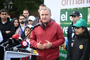 İSTANBUL (AA) – Gençlik ve Spor Bakanı Osman Aşkın Bak,