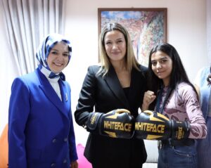 ANKARA (AA) – Aile ve Sosyal Hizmetler Bakanı Mahinur Özdemir