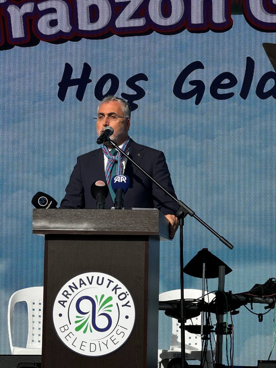 Bakan Işıkhan İstanbul'da “Trabzon Günleri” etkinliğine katıldı: