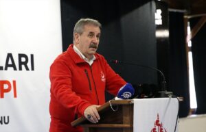 - "Bir kurşunu sıkan, bombayı patlatan teröristler, ikincisi küçük yaşta