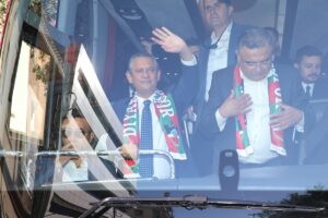 DİYARBAKIR (AA) – CHP Genel Başkanı Özgür Özel, Türk Havacılık