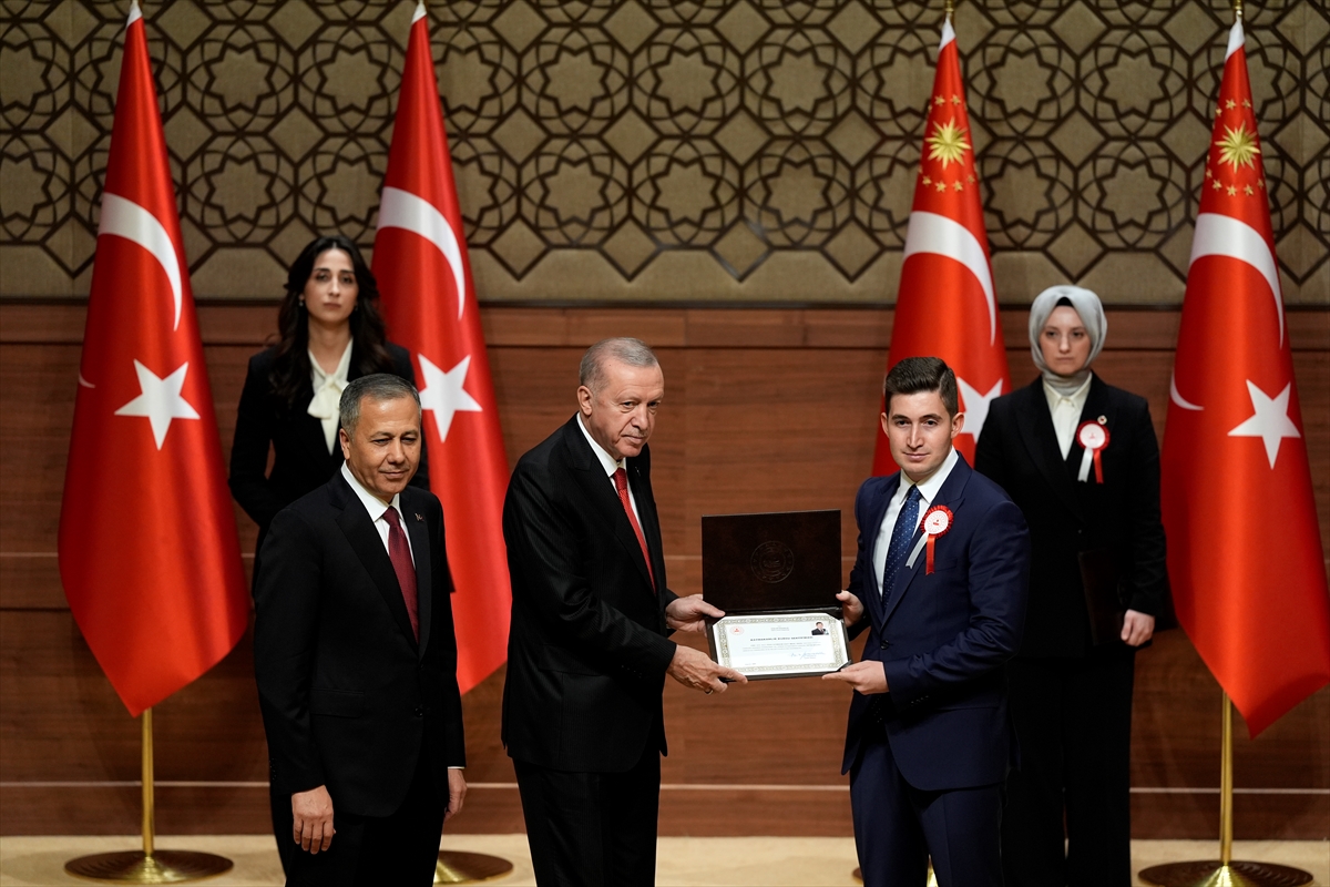 Cumhurbaşkanı Erdoğan, 109. Dönem Kaymakamlık Kursu Kura Töreni'nde konuştu: (1)