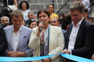 DİYARBAKIR (AA) – Diyarbakır Kültür Yolu Festivali kapsamında sanat yaşamında