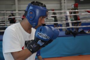 KASTAMONU (AA) – BİLAL KAHYAOĞLU – Boksa doğum gününde babasının