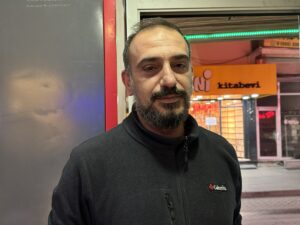 ISPARTA (AA) – Isparta'da yangında dumandan etkilenenlere yardım etmek için