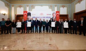 İSTANBUL (AA) – İstanbul Valisi Davut Gül, "Bir Çocuk Bir