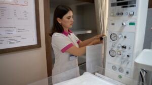 İSTANBUL (AA) – Medipol Bahçelievler Hastanesi'nden Doğumhane Ekip Lideri Selen