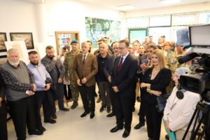 PRİŞTİNE (AA) – Kosova’nın batısındaki İpek şehrinde "Osmanlı Belgelerinde İpek