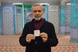 KÜTAHYA (AA) – Kütahya'da üniversite yerleşkesindeki caminin kadınlar mescidi bölümünde