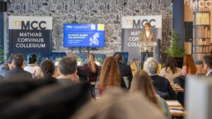 BUDAPEŞTE (AA) – Macaristan'ın başkenti Budapeşte'de düzenlenen konferansta Türk ve