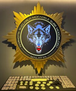 MALATYA (AA) – Malatya'da uyuşturucu satıcılarına yönelik operasyonlarda gözaltına alınan