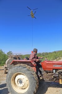 MUĞLA (AA) – Muğla'nın Menteşe ilçelerindeki orman yangınına havadan ve