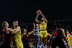 - Mersin Spor: 97 - Manisa Basket: 88