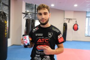 SAKARYA (AA) – MİNE YILDIRIM – Sakarya'nın Akyazı ilçesinde yaşayan