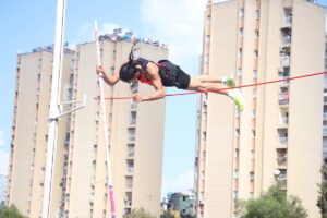 ADANA (AA) – ÖMER FANSA – Adana'da ara verdiği eğitim