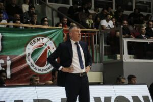 -Yalovaspor Basketbol: 90 - Fenerbahçe Beko: 97
