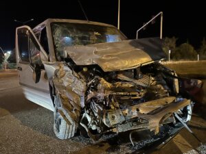 VAN (AA) – Van'ın Erciş ilçesinde minibüsle hafif ticari aracın