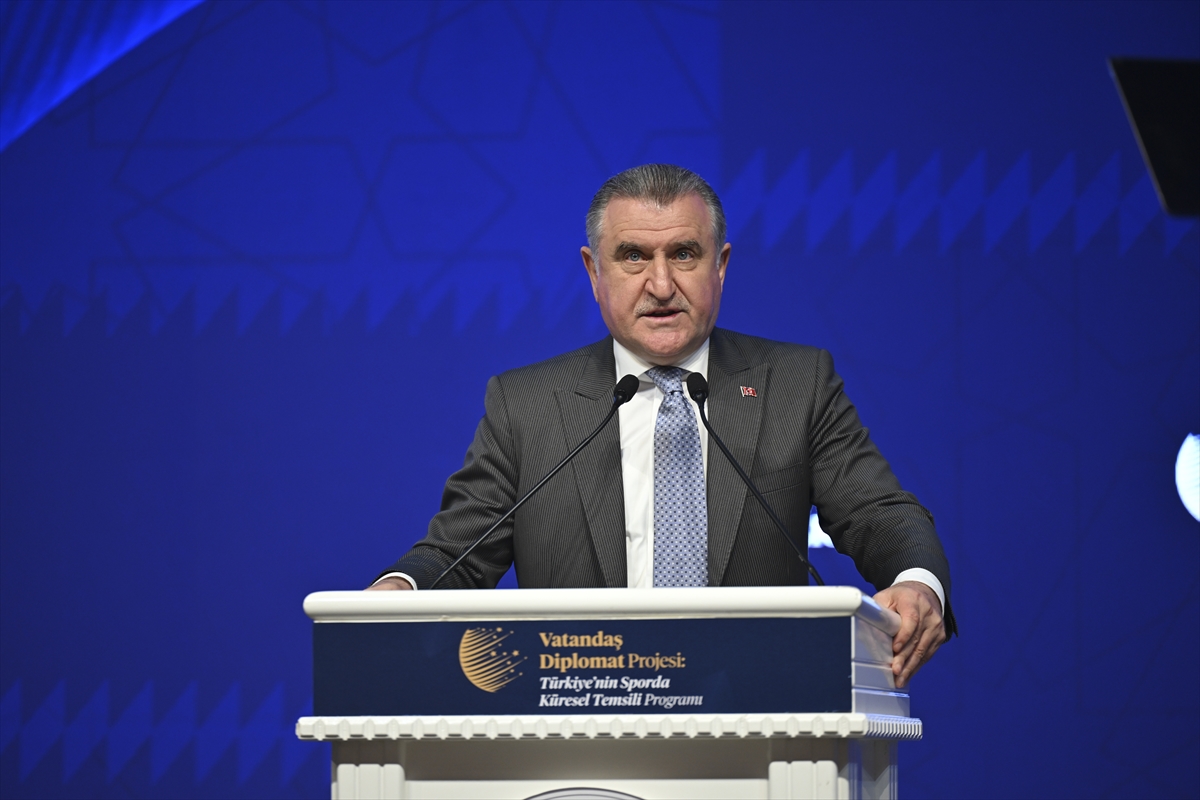 ANKARA (AA) – Cumhurbaşkanlığı İletişim Başkanı Fahrettin Altun, "Vatandaş diplomasisi