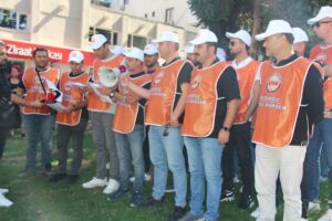 YALOVA (AA) – Yalova Belediyesinde görevli bazı memurlar, haklarının ödenmediği