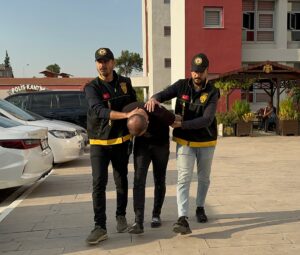 - Kuyumcu dükkanından alınan altının büyük kısmı saklandığı evde ele