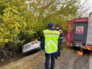 ADIYAMAN (AA) – Adıyaman'da otomobilin hafif ticari araçla çarpışması sonucu