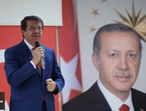 - "(Esenyurt Belediye Başkanı Özer'in görevden uzaklaştırılması) Bekleyin, çamaşırlar bir