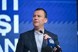 ANKARA (AA) – AK Parti Genel Sekreteri Fatih Şahin, "Siyaset