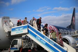 RİZE (AA) – Antalya-Rize arasında kış sezonu boyunca haftada iki