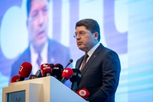 - "2024-2028 dönemini kapsayacak olan Yargı Reformu Strateji Belgesi'nde adalete