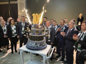 BURSA (AA) – Bursa Ticaret Borsasına (BTB) "Asırlık Çınar" unvanının