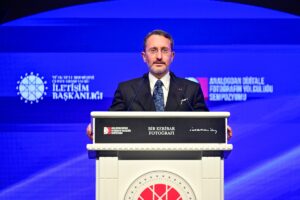 İSTANBUL (AA) – Cumhurbaşkanlığı İletişim Başkanı Fahrettin Altun, "Bugünün Türkiye'sinde