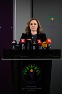 - "Verdiğimiz bir kanun teklifi var. Yeniden bir düzenleme yapılması