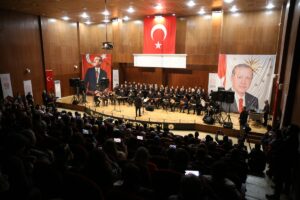 DİYARBAKIR (AA) – Diyarbakır Valisi Murat Zorluoğlu, 24 Kasım Öğretmenler