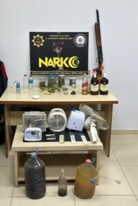 EDİRNE (AA) – Edirne'nin Keşan ilçesinde sanayideki dükkanında uyuşturucu üretmek