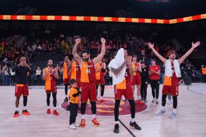 - Galatasaray: 101 - Mersinspor: 82