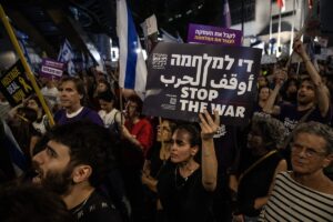 KUDÜS (AA) – Gazze Şeridi'nde tutulan İsrailli esirlerin yakınları, Binyamin