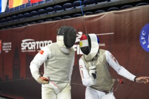 İSTANBUL (AA) – Eskrimde Gençler Flöre Dünya Kupası, İstanbul'da başladı.