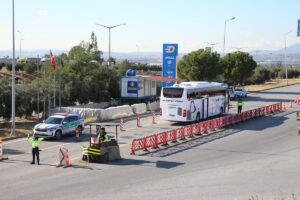 HATAY (AA) – Hatay'da jandarma ekiplerince cayrokopter destekli trafik denetimi