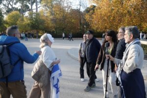 MADRİD (AA) – İspanya'nın başkenti Madrid'de sosyal medyadan yapılan duyurularla