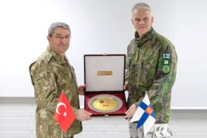 ANKARA (AA) – Kara Kuvvetleri Komutanı Orgeneral Selçuk Bayraktaroğlu Finlandiya